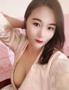 舌吻风骚丰满少妇